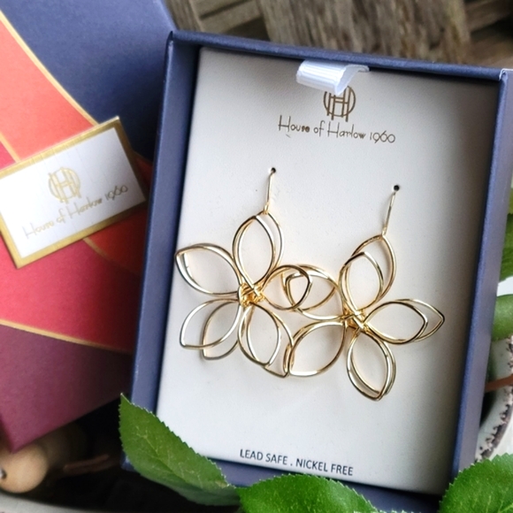 House of Harlow 1960 Jewelry - House of Harlow 1960 3D gold wire flower dangle earrings